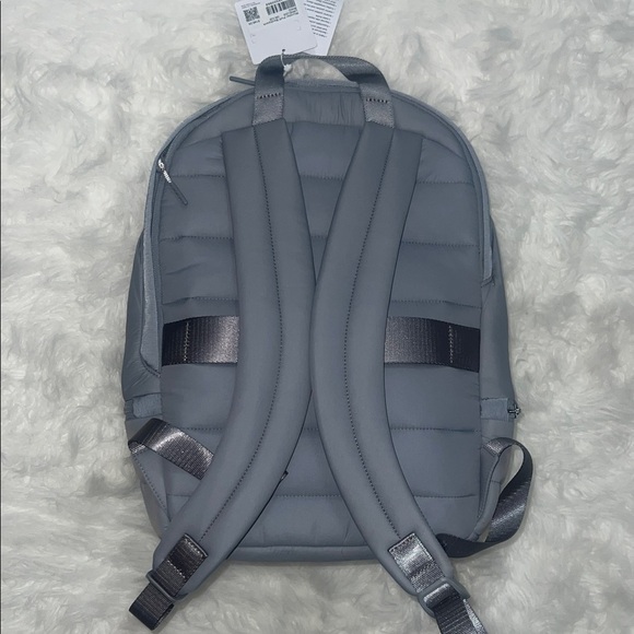 Lululemon Wunder Puff Backpack 20L
Rhino Grey - Picture 4 of 4